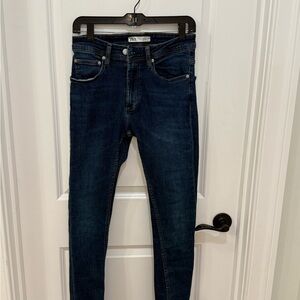 Zara Women's Deep Indigo Skinny Jeans